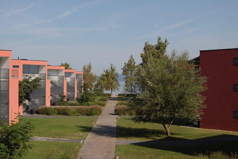 Gemini Superior Apartman & Yacht Balatonlelle Extérieur photo